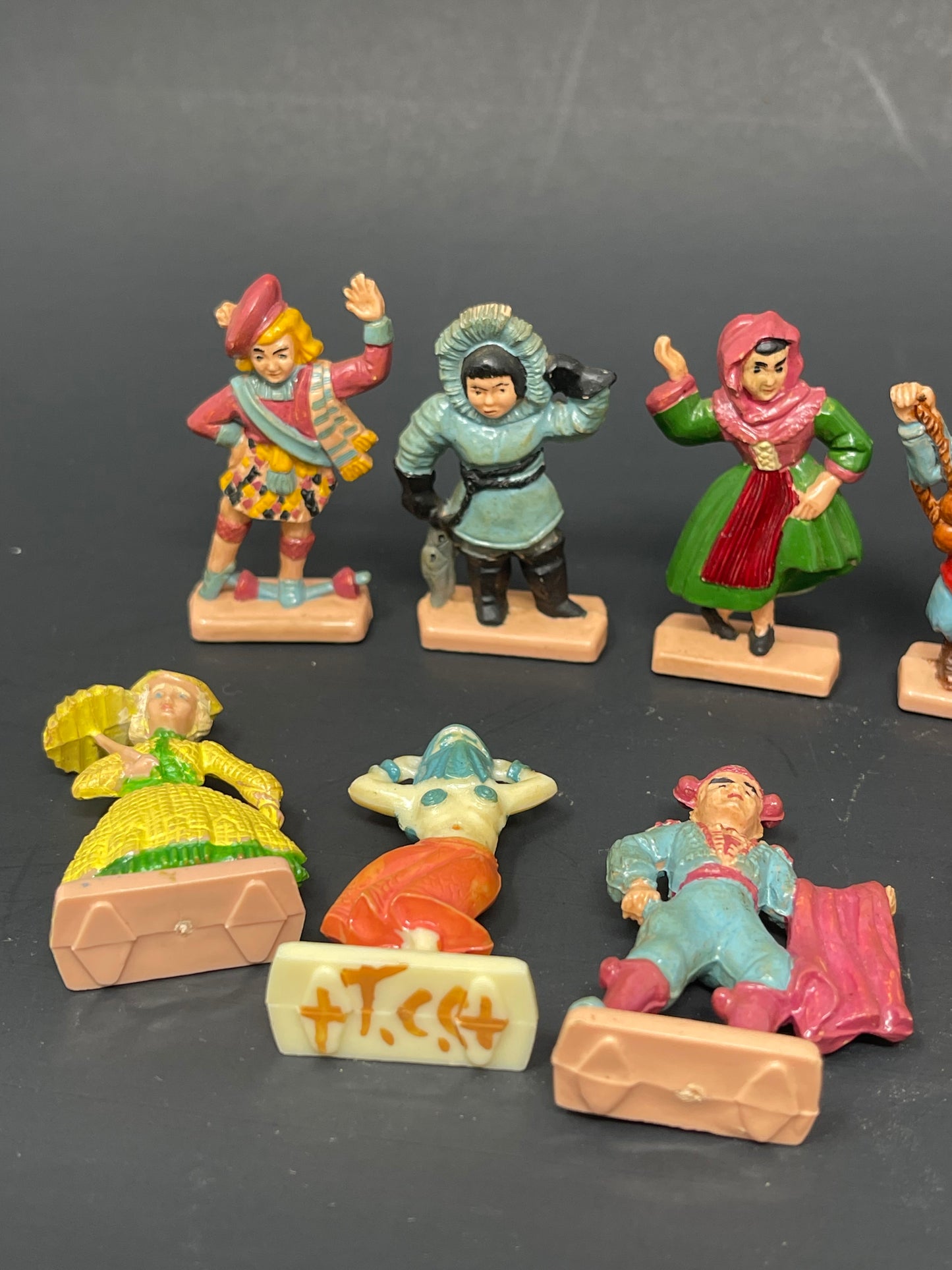 Miniature Dolls Of The World Plastic Figures