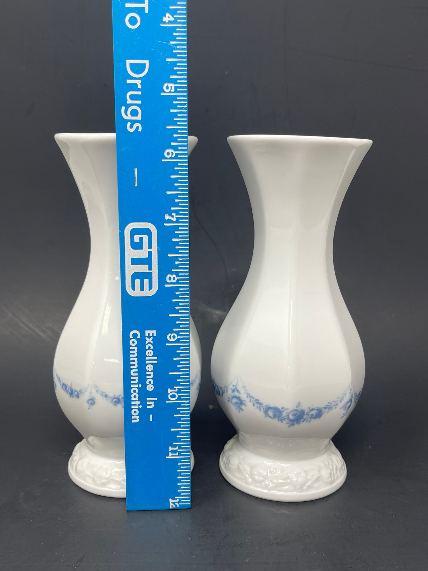 Set Of 2 Classic Rose Rosenthal Group Vases