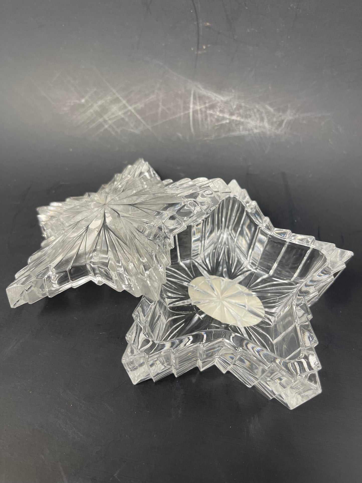 Set Of 2 Crystal Pieces (Star Trinket Box & Golf Club)