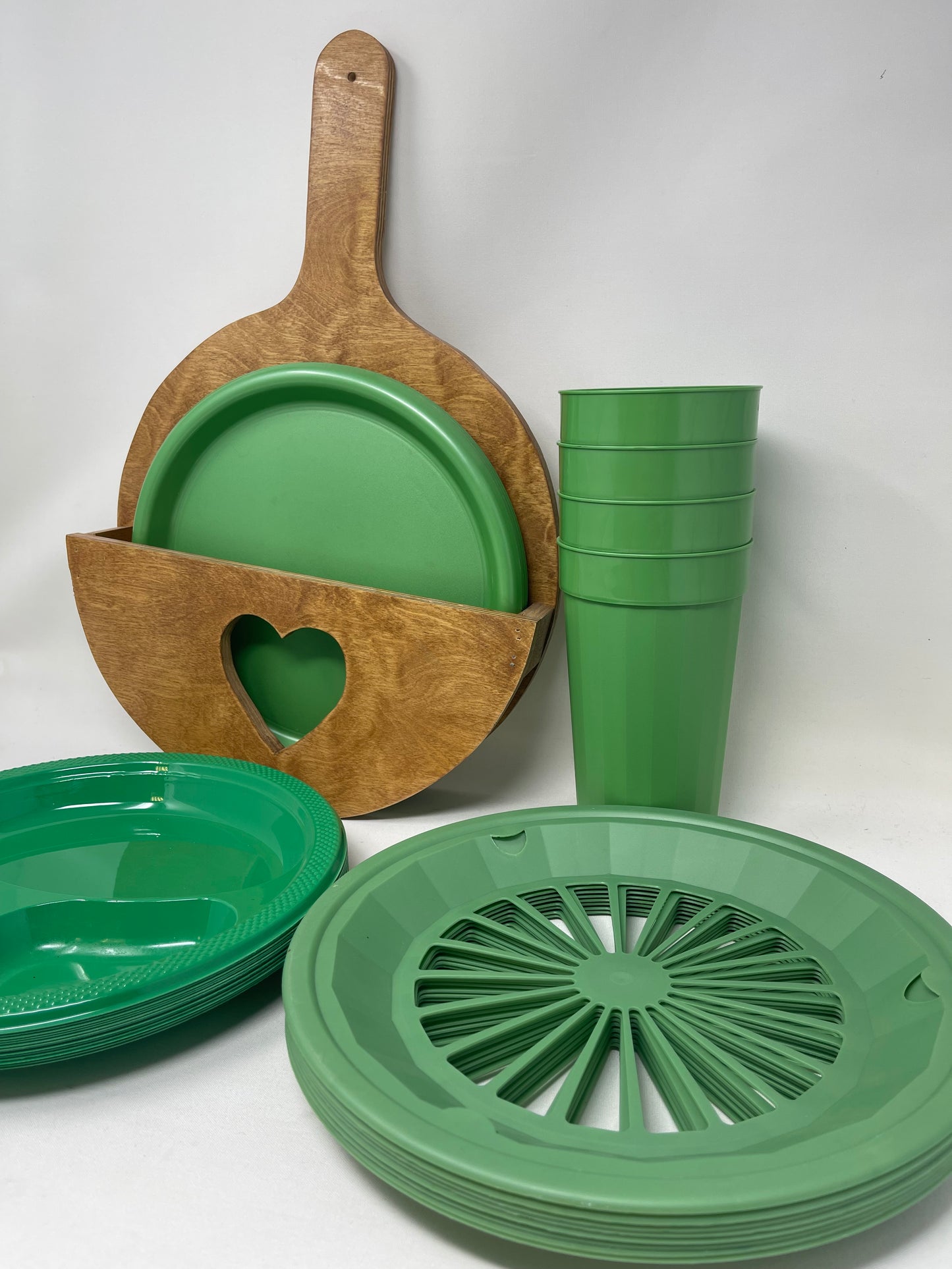 Vintage Green Cup & Plate Set W/ Wooden Plate Holder