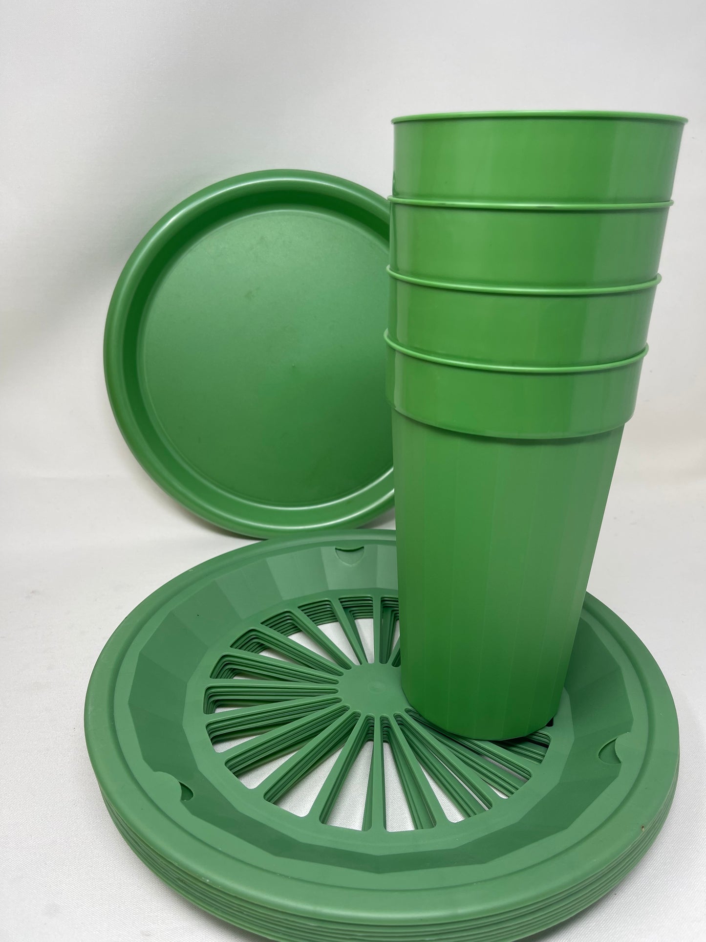 Vintage Green Cup & Plate Set W/ Wooden Plate Holder