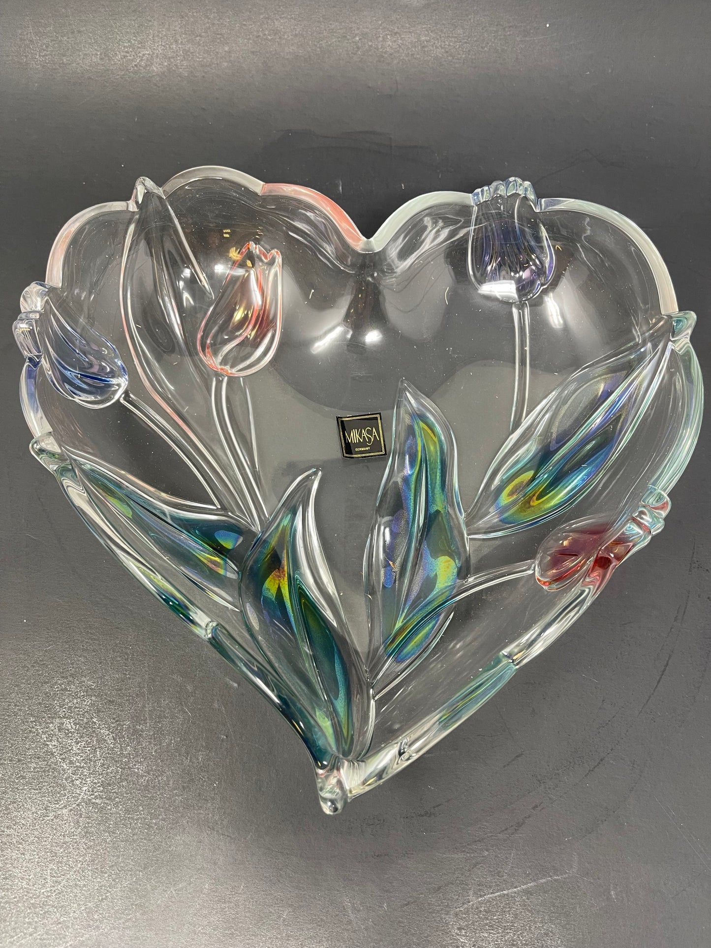 Mikasa Tulip Heart Bowl