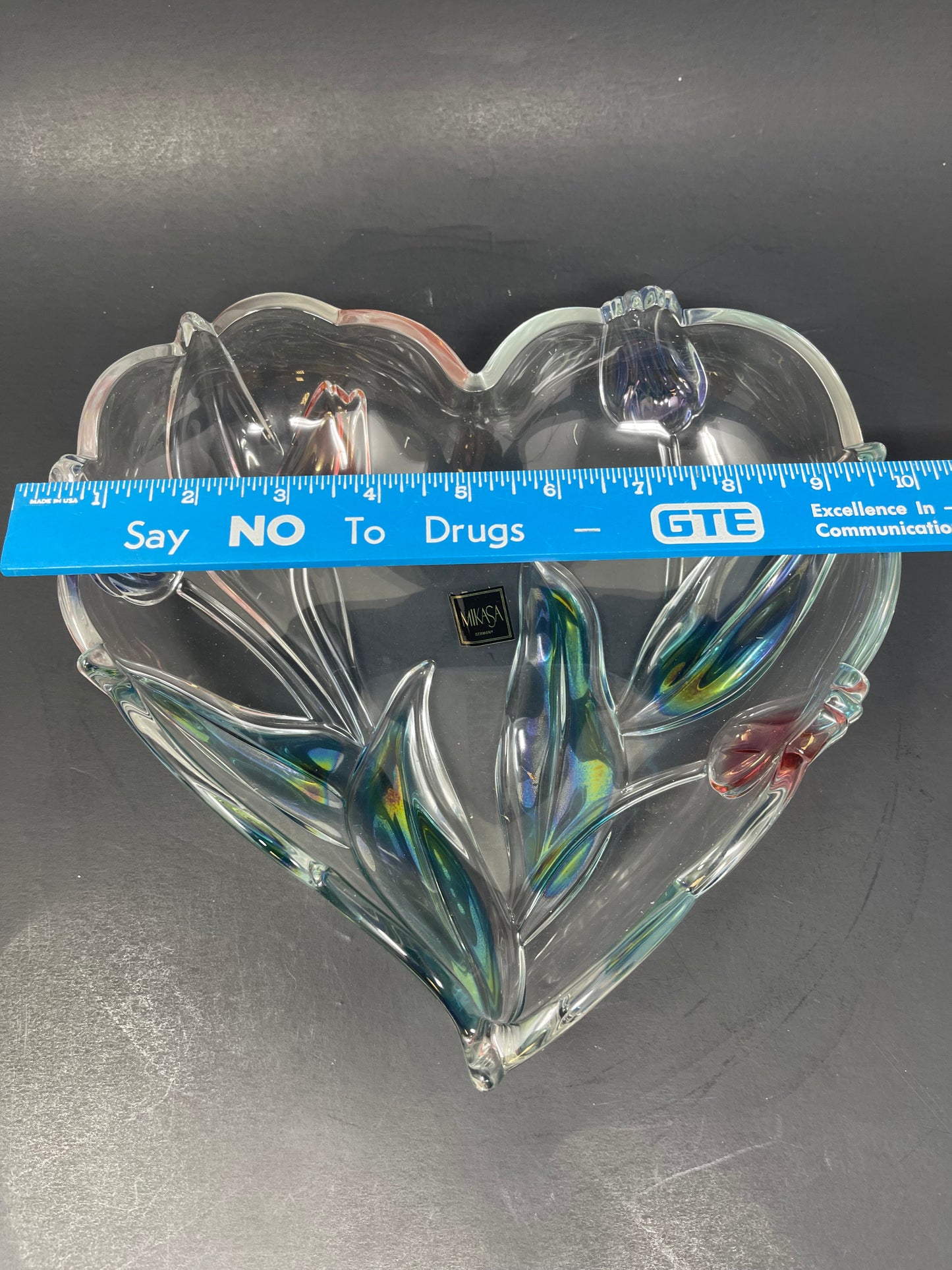 Mikasa Tulip Heart Bowl