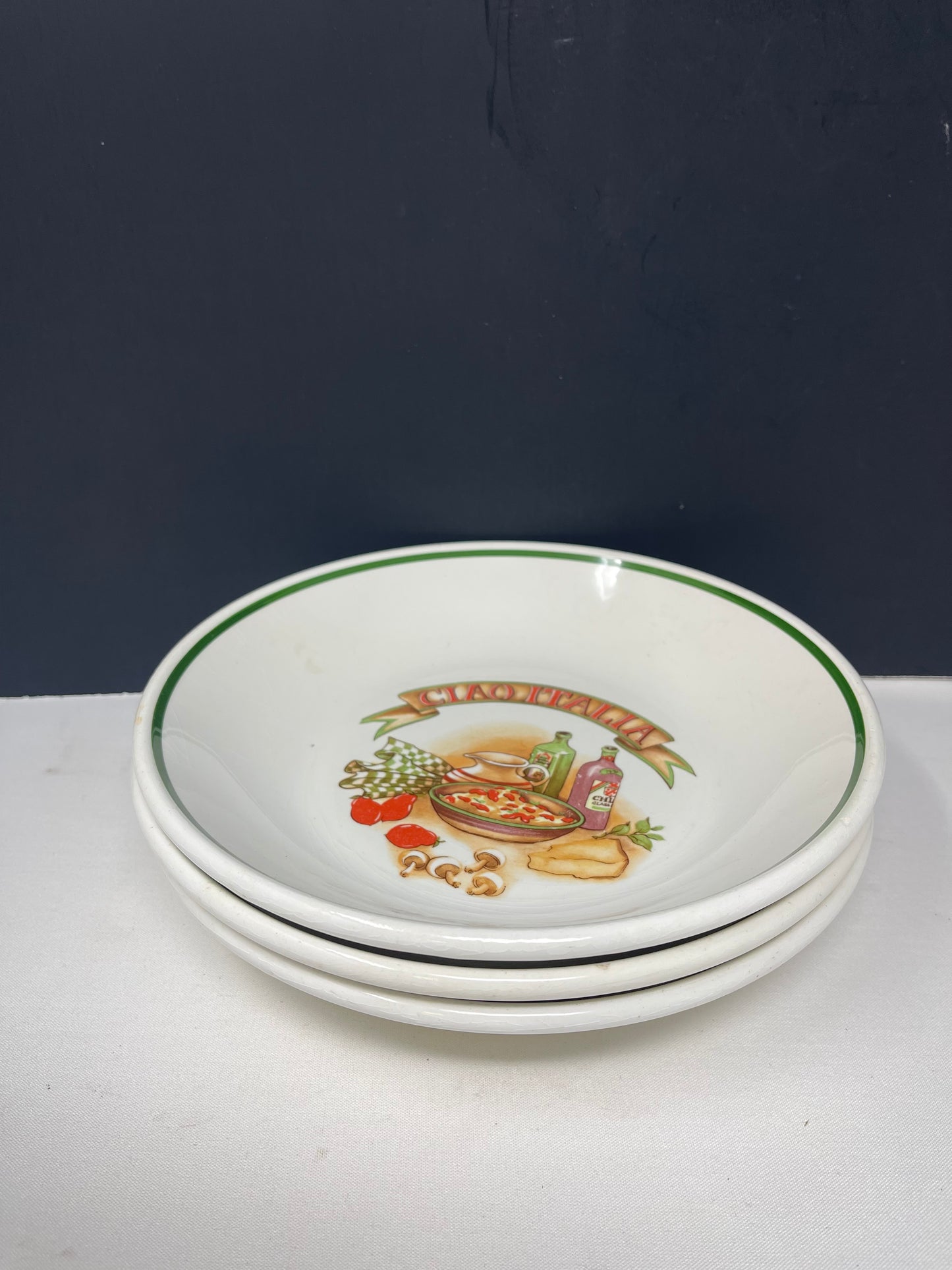 Over & Back Set Of 3 Plates + Platter