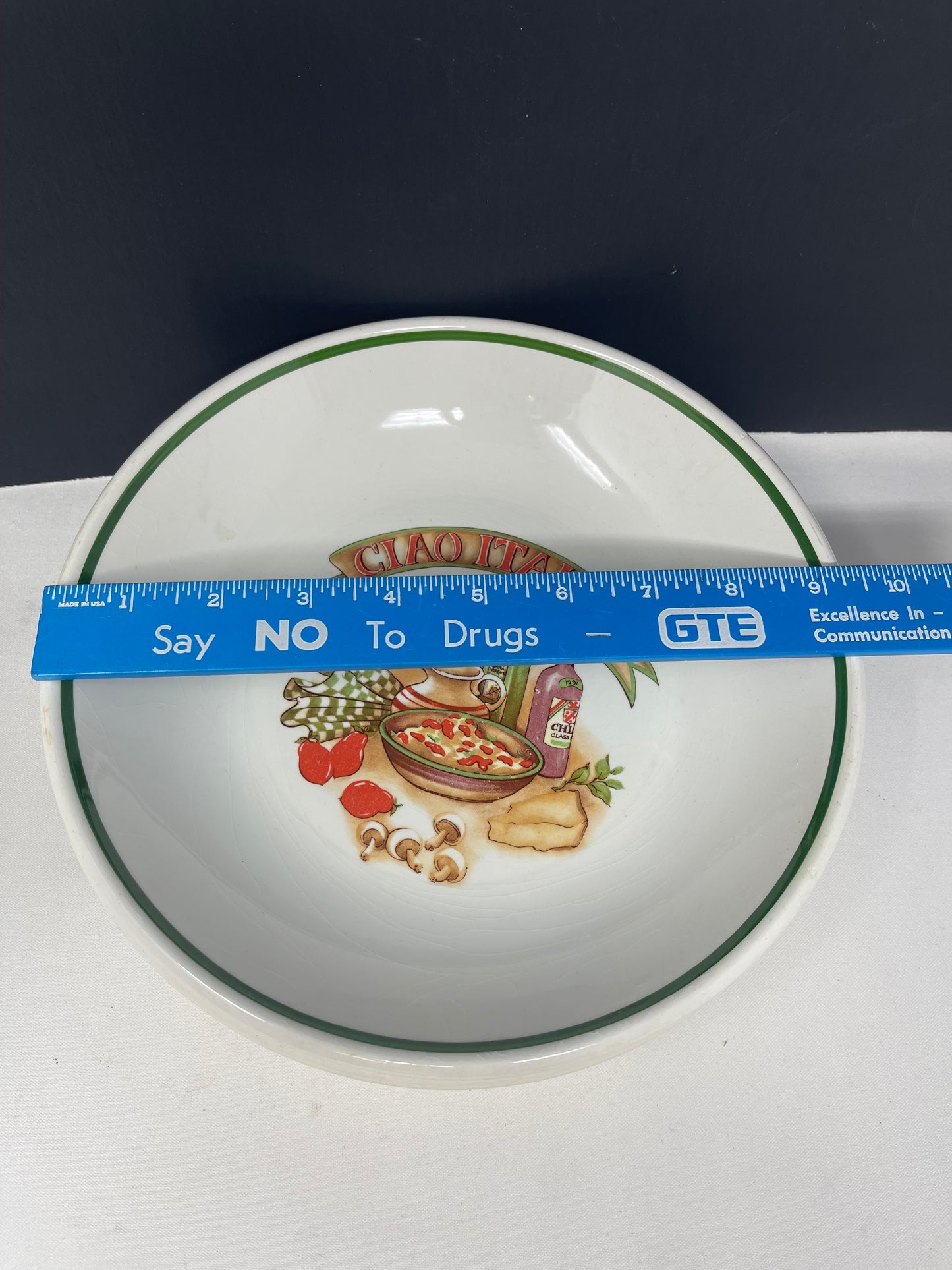 Over & Back Set Of 3 Plates + Platter