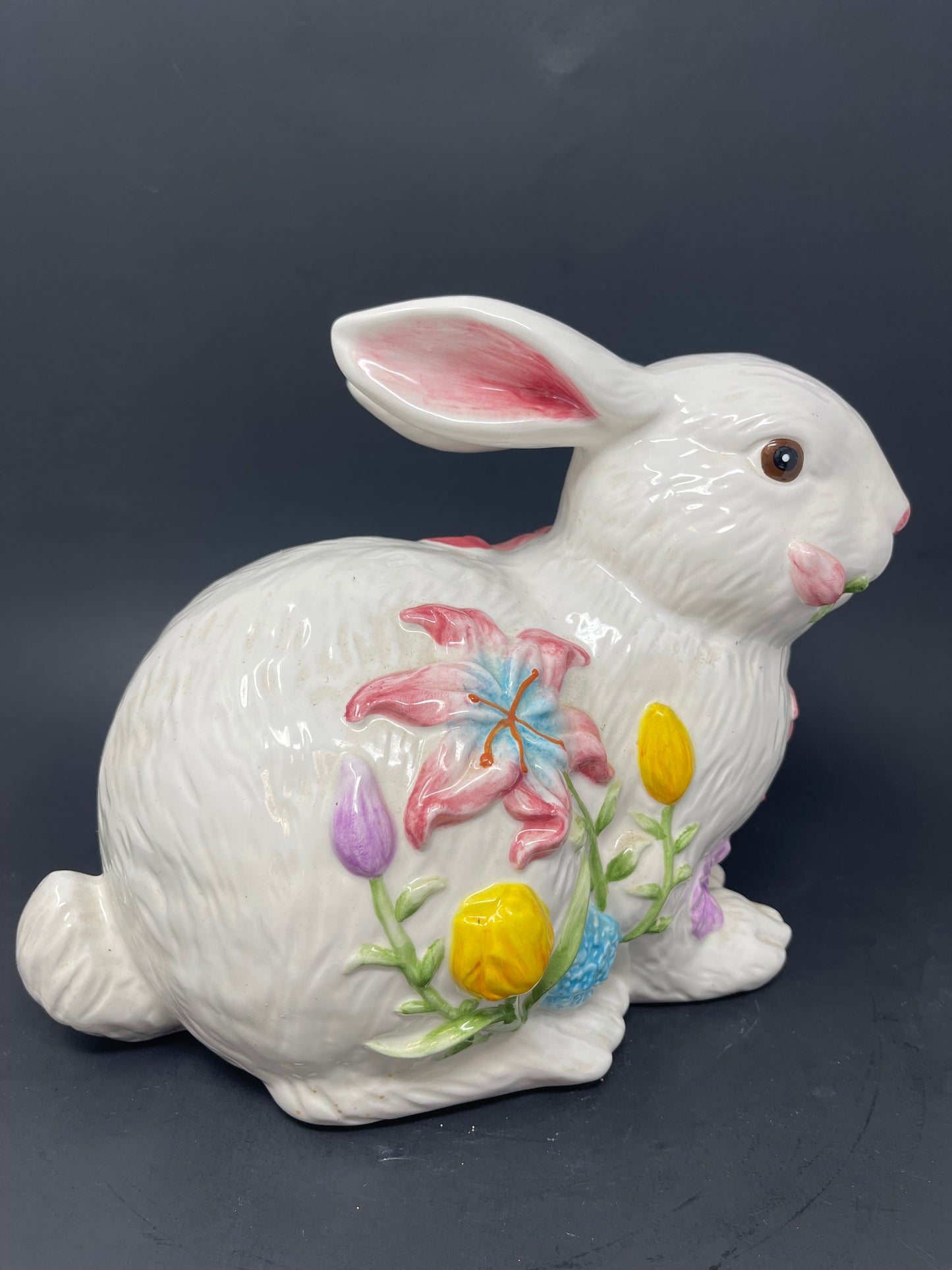 Noble Excellence Ceramic Floral Decorative Bunny