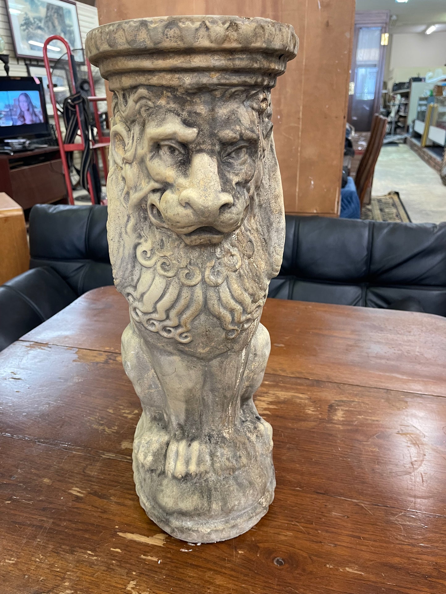 Winged Lion Gargoyle Pedestal
