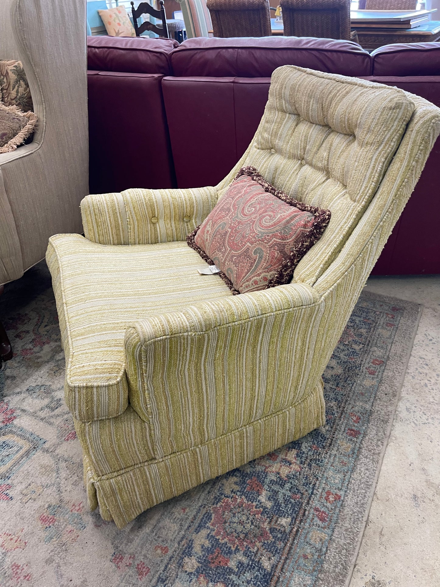 Mid Century Tufted Accent Chair
