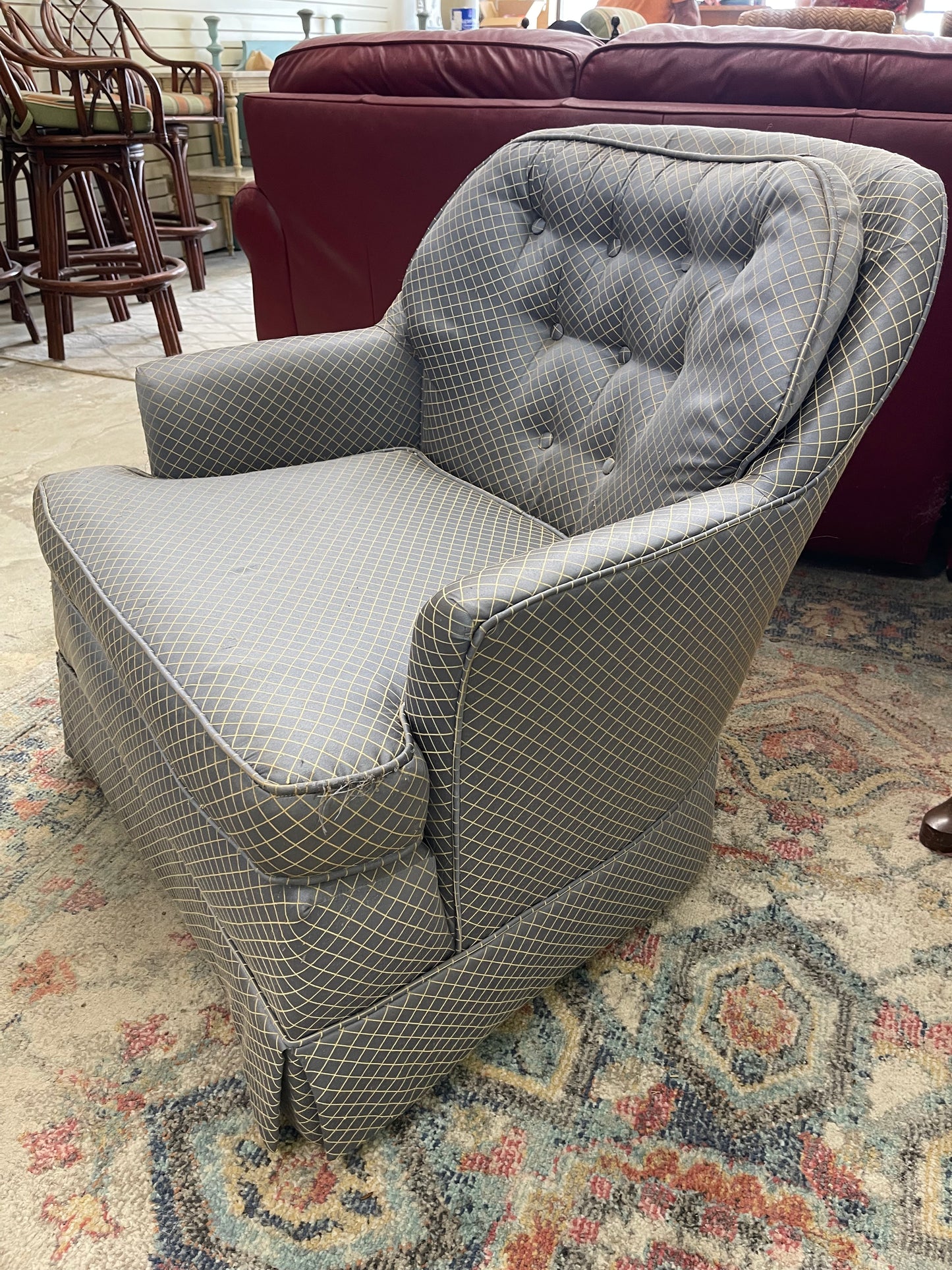 Blue Pattern Tufted Arm Chair