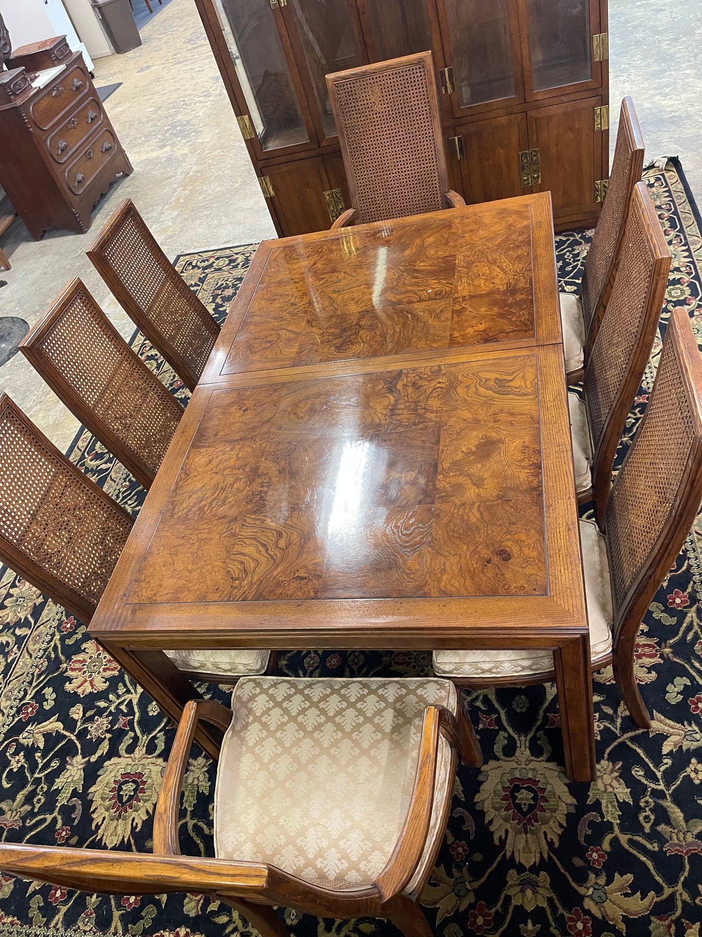 Henredon Burl Wood Dining Table W/ 8 Chairs