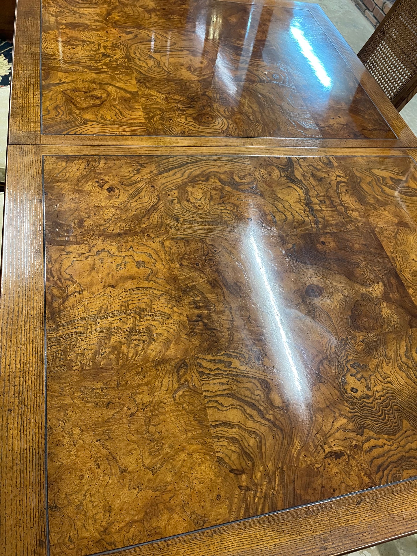 Henredon Burl Wood Dining Table W/ 8 Chairs
