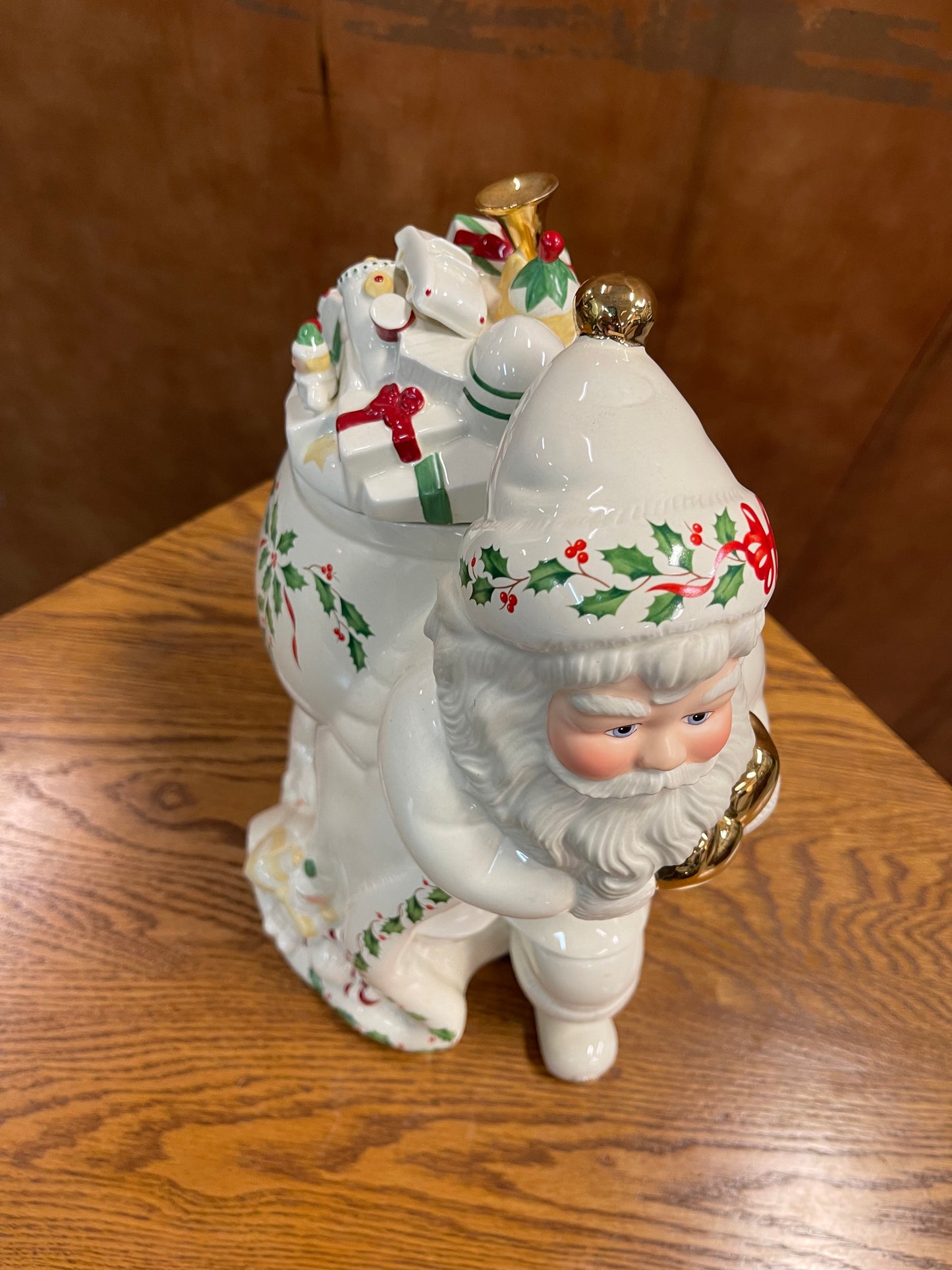 Lenox 1999 Holiday Collection Santa "Skates To New Millennium" Cookie Jar