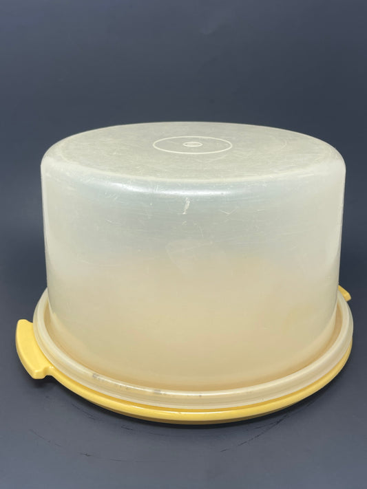 Vintage Tupperware Cake Keeper
