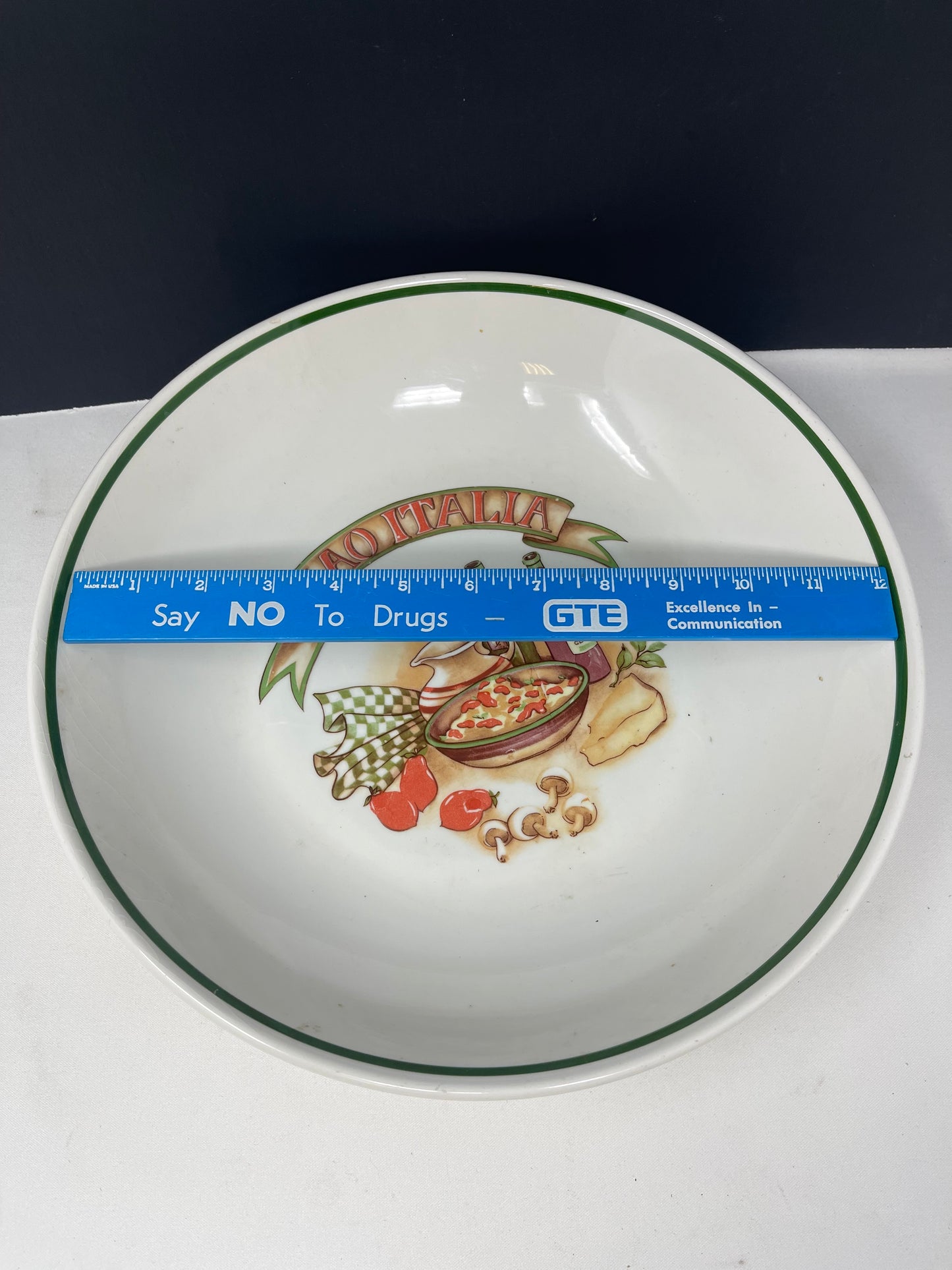 Over & Back Set Of 3 Plates + Platter