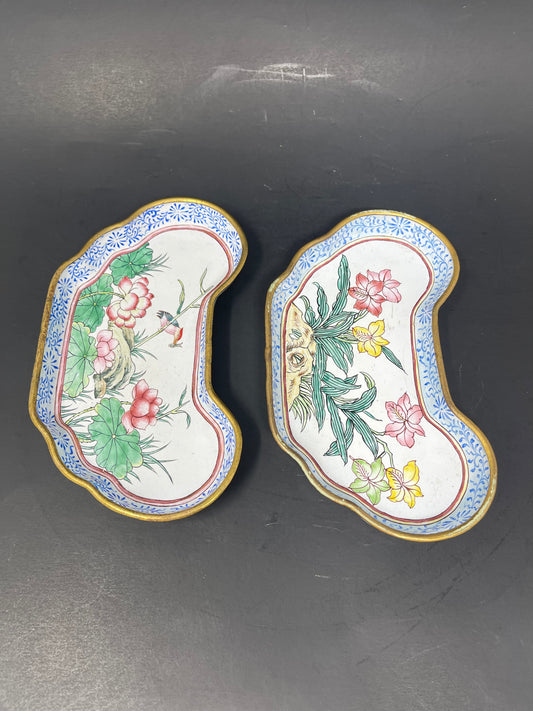 Set Of Vintage Chinese Enamel Trinket Dishes